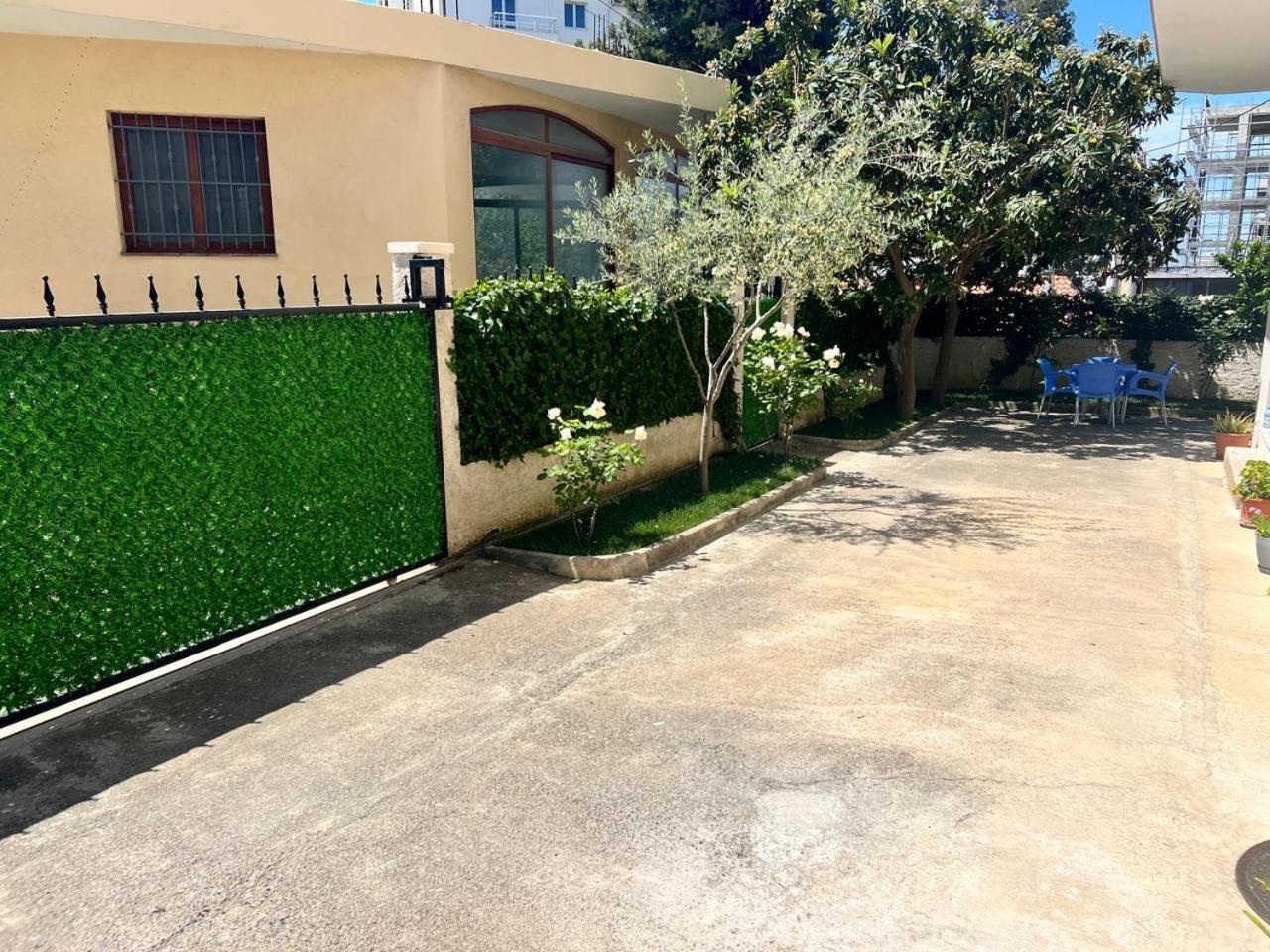 Bp Beach Apartments Golem  Exterior foto
